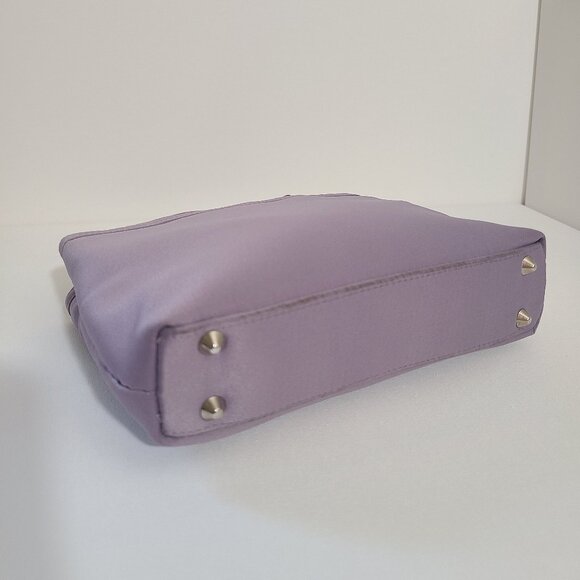 Lavender Silk Bloomingdale's Handbag - Elegant & Vintage - Picture 4 of 9